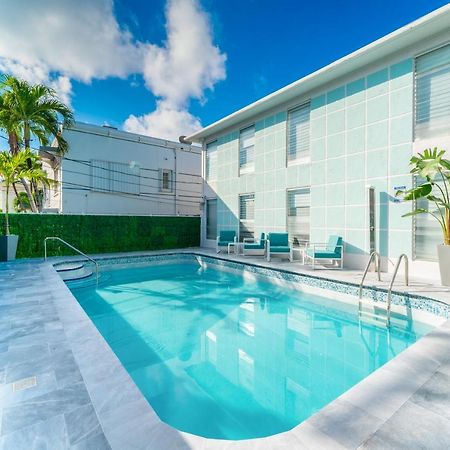 Praia Hotel Boutique & Apartments ไมอามีบีช ภายนอก รูปภาพ