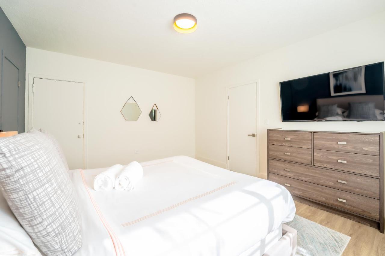 Praia Hotel Boutique & Apartments ไมอามีบีช ภายนอก รูปภาพ