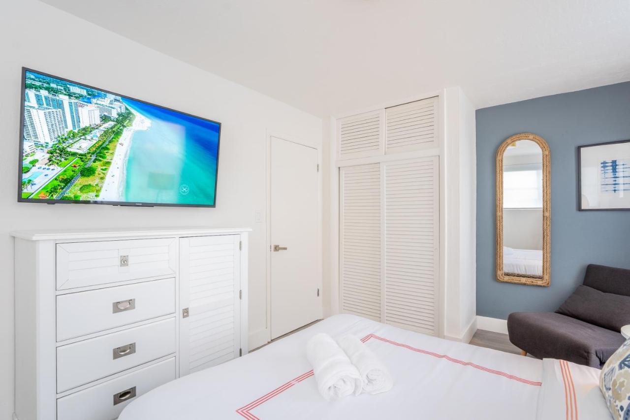 Praia Hotel Boutique & Apartments ไมอามีบีช ภายนอก รูปภาพ