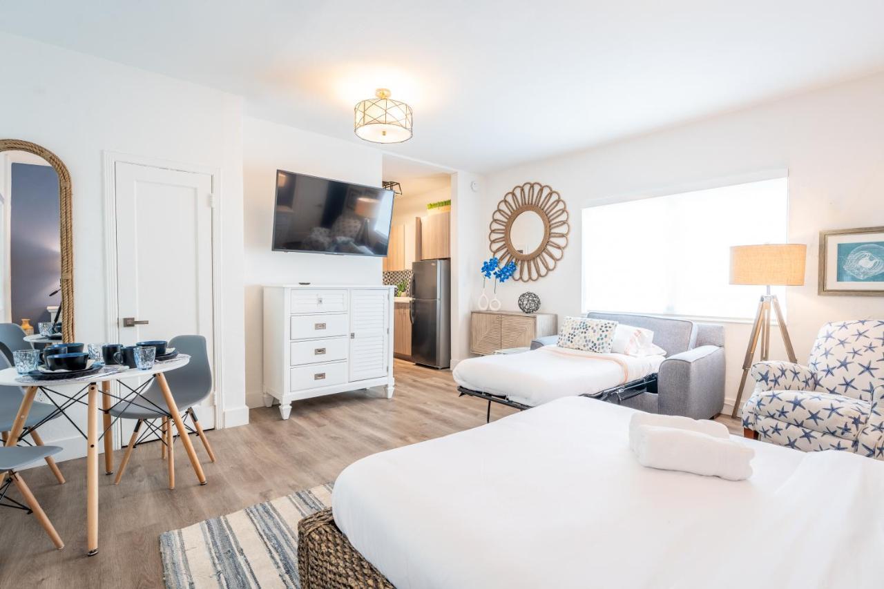 Praia Hotel Boutique & Apartments ไมอามีบีช ภายนอก รูปภาพ